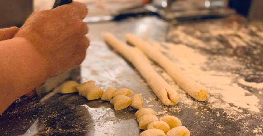 Rome: Pasta & Tiramisu Class with Free Flowing Fine Wine - Flour, wine, and a useful Rome evening