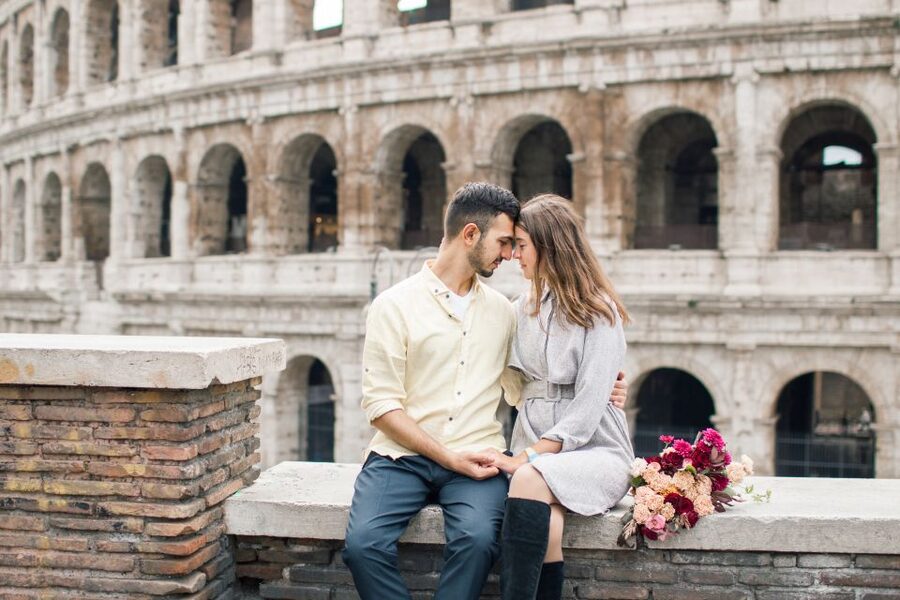 Rome: Personalized Photoshoot outside the Colosseum - Weather, crowds, and the best light