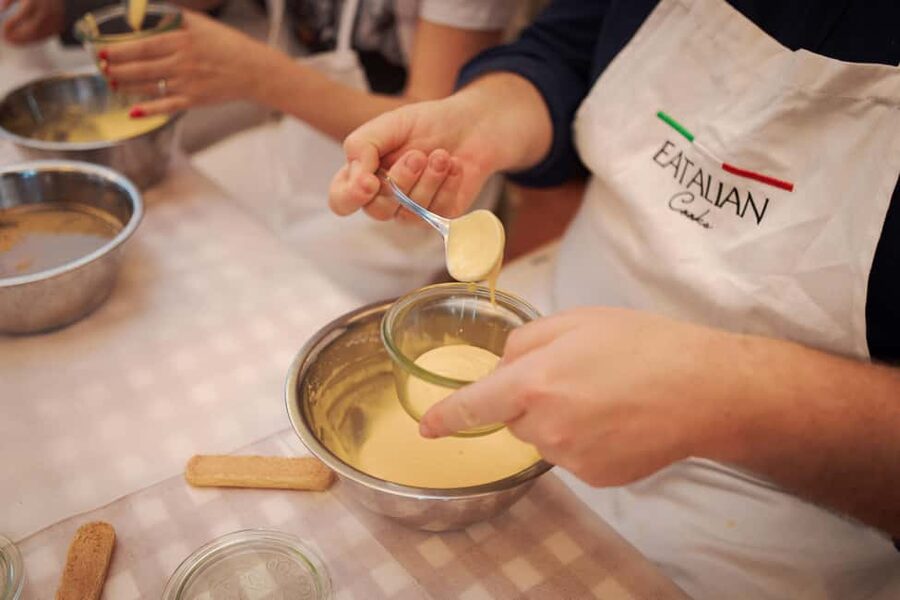 Rome: Pizza and Tiramisu Cooking Class in Piazza Navona - Key points to know before booking