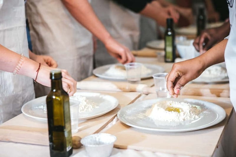 Rome: Pizza & Tiramisu Making Class with Wine & Limoncello - What the $66.84 price really covers