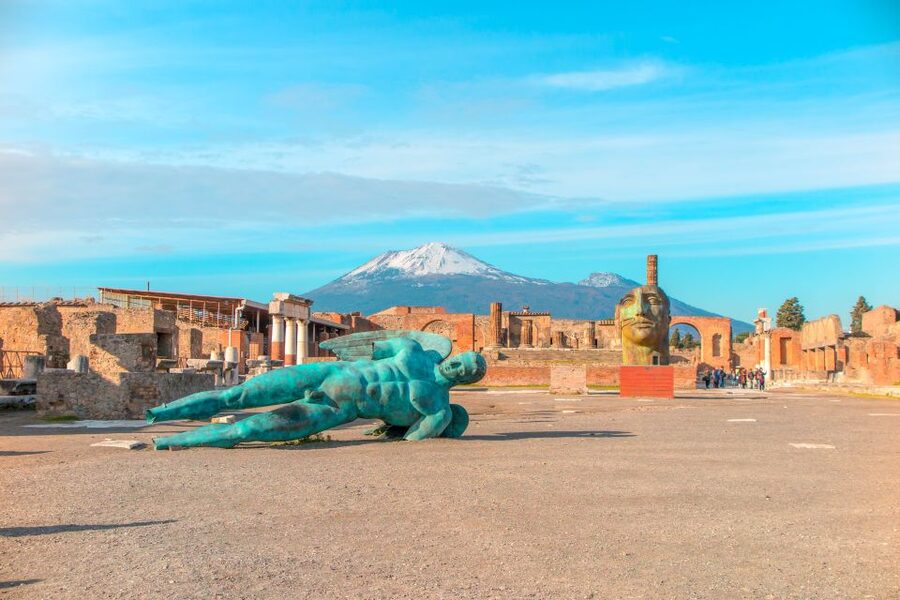 Rome: Pompeii and Naples Day Trip with Pompeii Entry Ticket - Choosing between an entry ticket, audio guide, and live guide