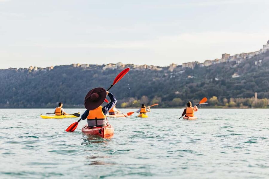 Rome: Popes' Lake, Kayak Tour with Swimming & Roman Pizza - Who should book this Lake Albano outing?
