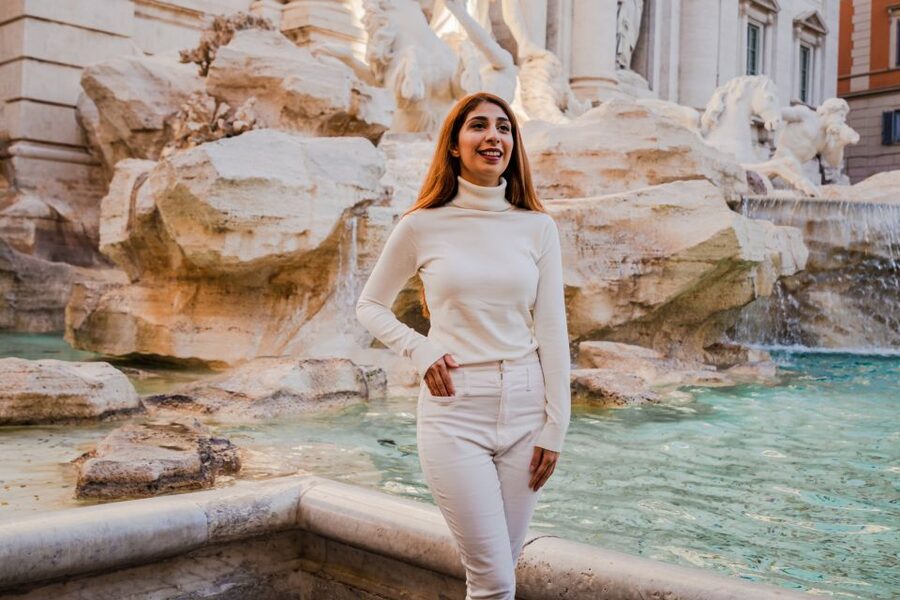 Rome: Private Photoshoot at the Trevi Fountain - Is $65 a good value for your group?