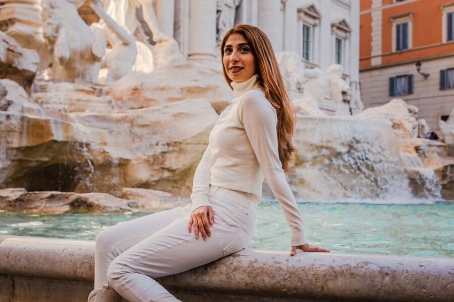 Rome: Private Photoshoot at the Trevi Fountain - The main drawbacks to plan around