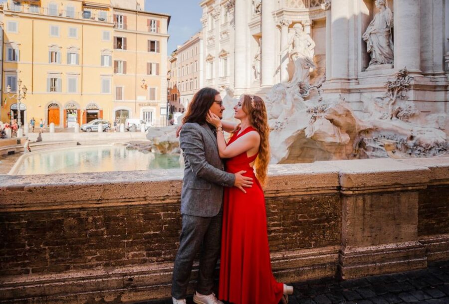 Rome: Private Photoshoot at the Trevi Fountain - FAQ