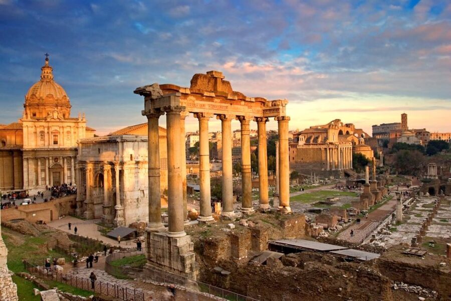 Rome: Roman Forum and Palatine Hill Licensed Guided Tour - Walking the Forum’s temples and public buildings