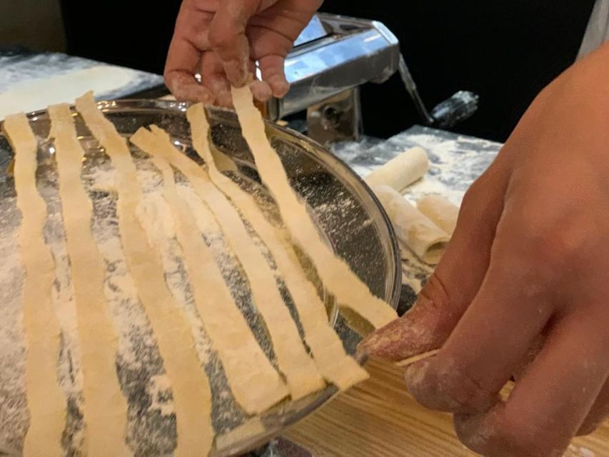 Rome: Roman Master Chef Cooking Class with Wine - Wine, limoncello, and the meal at the end