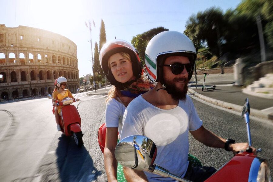 Rome: Self-Driven Sightseeing Tour by Vespa - Meeting the guide and choosing your route