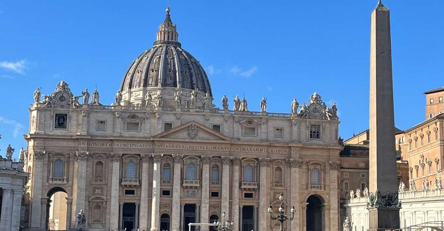 Rome: St. Peter's Basilica and Papal Grottoes Guided Tour - Key points to know before you book