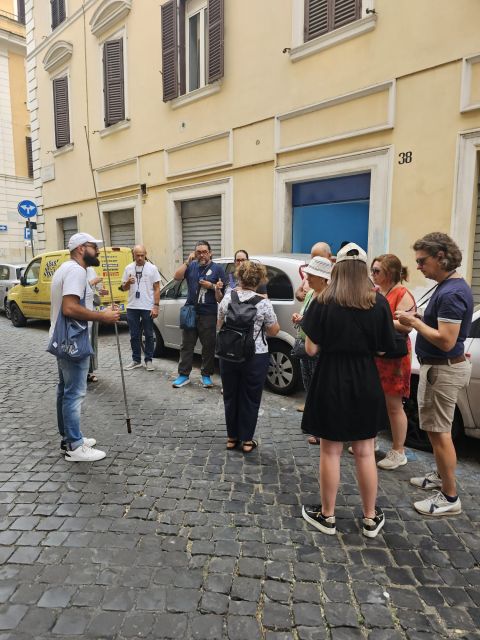 Rome: St. Peter's Basilica and Papal Tombs Guided Tour - The guides are the strongest part of the tour