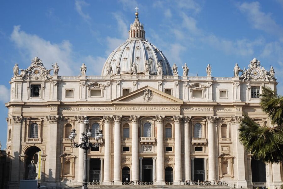 Rome: St. Peter’s Basilica Audio Guide with Dome Climb - Climbing into Michelangelo’s famous dome