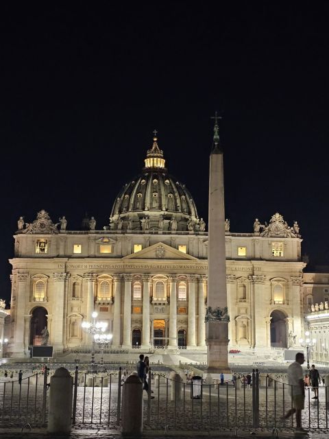 Rome: St. Peter's Basilica, Dome, and Vatican Grottoes Tour - The Papal Grottoes below the church