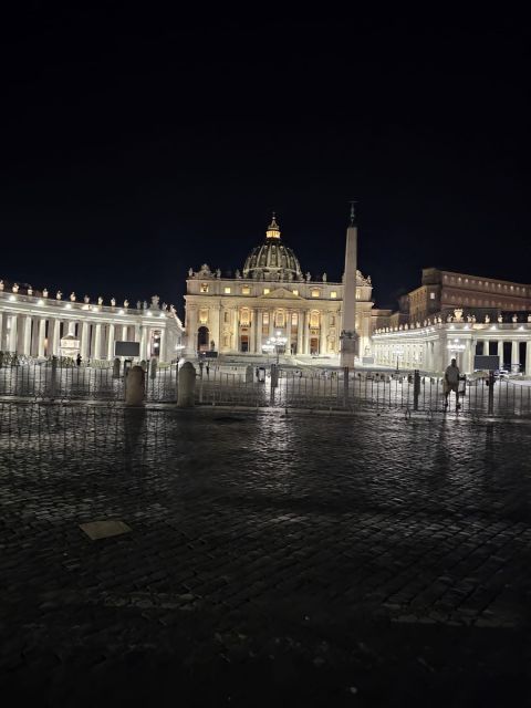 Rome: St. Peter's Basilica, Dome, and Vatican Grottoes Tour - Dress, shoes, and physical demands