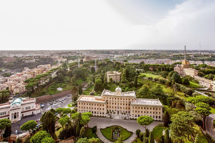 Rome: St. Peter's Basilica & Dome Entry Ticket & Audio Tour - Meeting at Al San Michele coffee shop