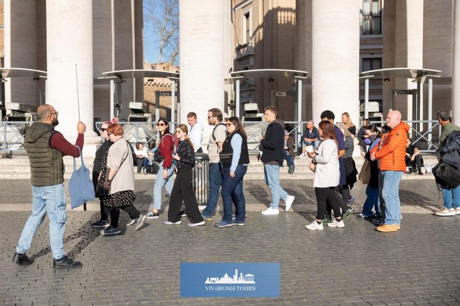 Rome: St. Peter's Basilica Express Guided Tour - St. Peter’s Square puts the Basilica in context