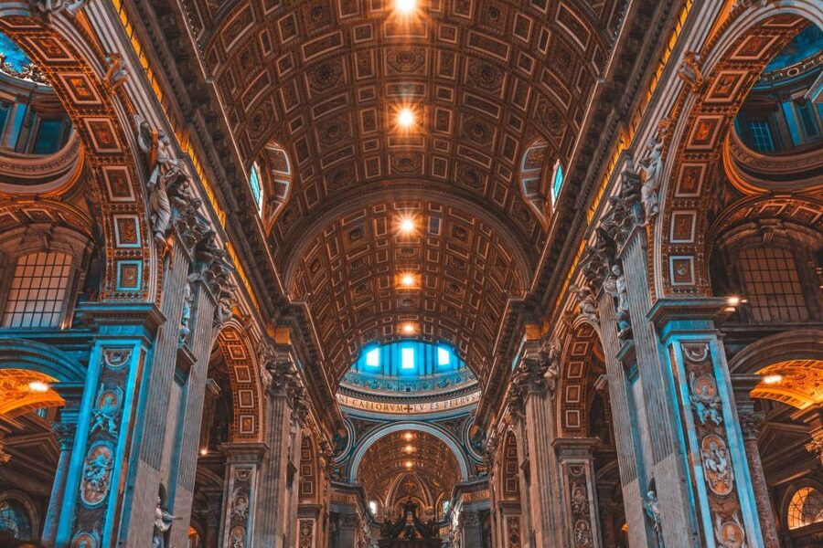 Rome: St. Peter's Basilica Express Guided Tour - Inside St. Peter’s Basilica, look up and slow down