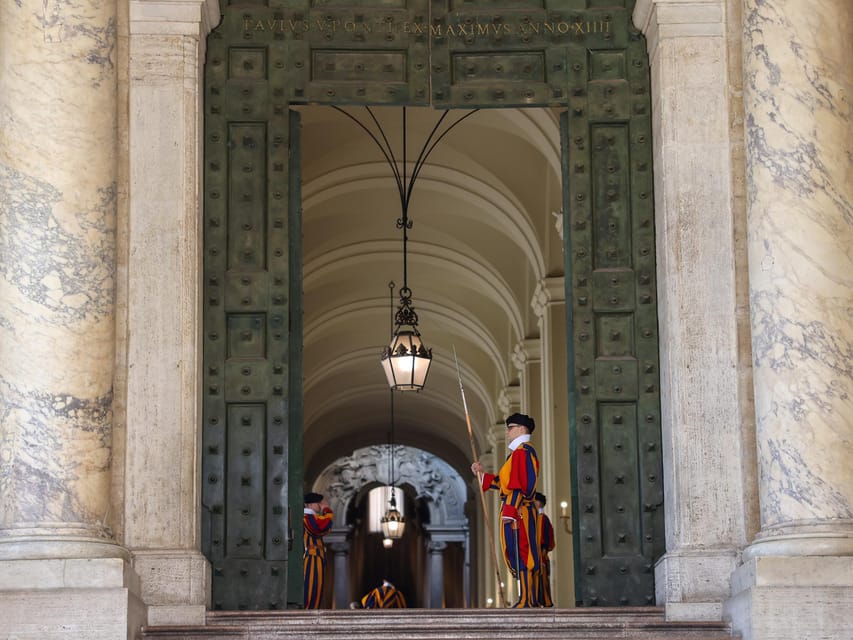 Rome: St. Peter's Basilica, La Pietà, Papal Tombs and Dome - Key points to know before you book