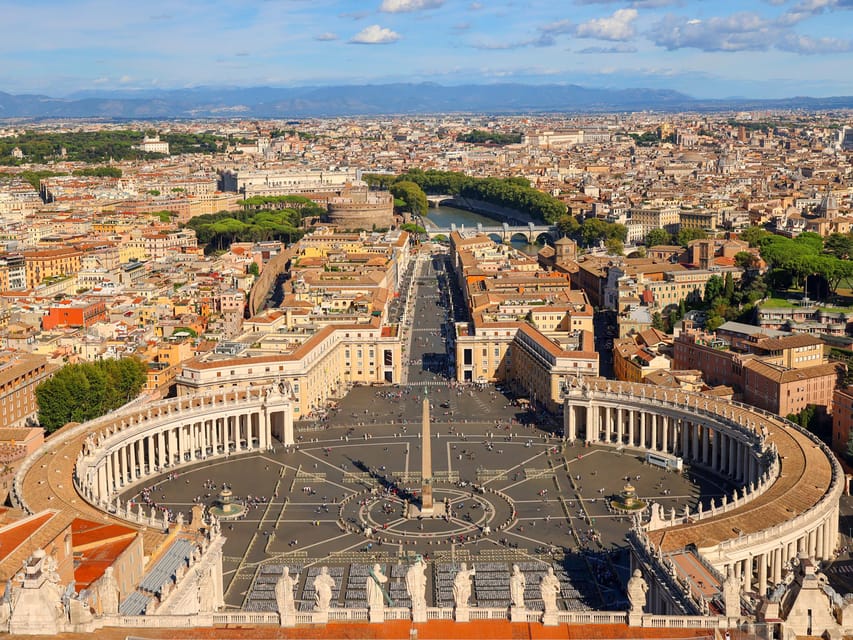 Rome: St. Peter's Basilica, La Pietà, Papal Tombs and Dome - Why St. Peter’s Basilica works better with a guide
