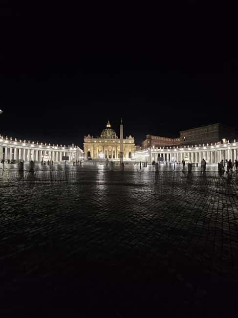 Rome: St. Peter's Basilica & Papal Tombs Tour with Dome - Michelangelo’s Pietà and the art inside