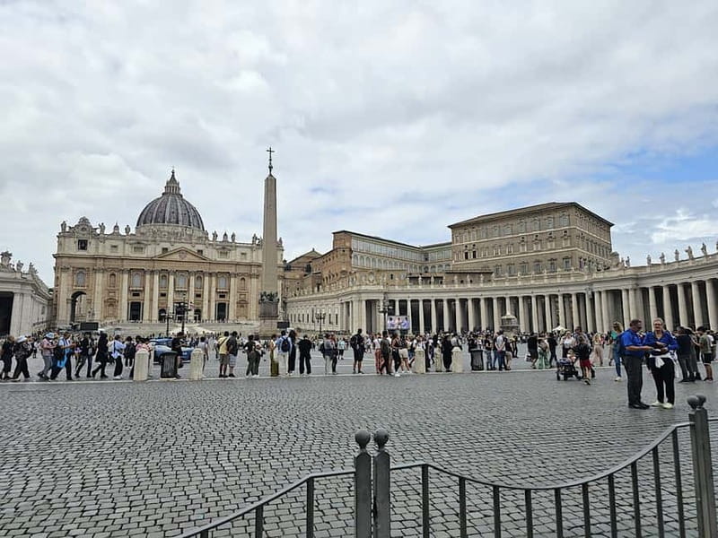 Rome: St. Peter's Basilica & Papal Tombs Tour with Dome - The Dome climb and Rome from above