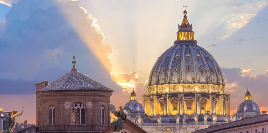 Rome: St. Peter's Basilica & Vatican Grottoes Guided Tour - Dress rules, security, and what to carry