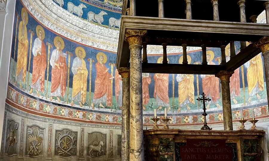Rome: Tour of St. Clement's Basilica Underground Temples - The 12th-century basilica and its golden apse