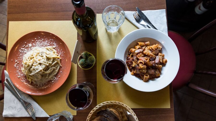 Rome: Twilight Trastevere Food Tour with Wine Tasting - Why Trastevere works so well after dark
