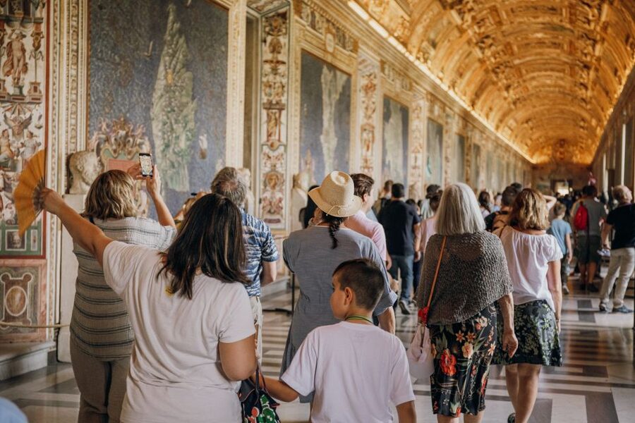 Rome: Vatican Museum and Sistine Chapel Skip-the-Line Tour - Using the special passage into St. Peter’s Basilica