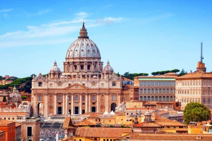 Rome: Vatican Museums, Sistine Chapel and St. Peter's Tour - The Pinecone Courtyard and Vatican beginnings