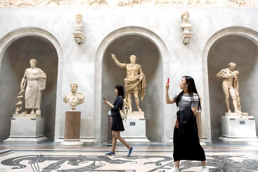 Rome: Vatican Museums & Sistine Chapel Tour with Fast Entry - Museo Pio Clementino: sculpture before paintings