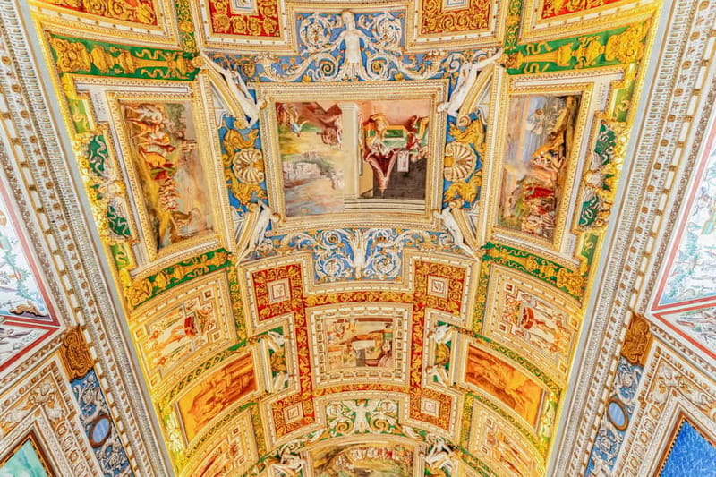Rome: Vatican, Sistine Chapel and Basilica Guided Tour - Should you book the Maya Tours Vatican visit?