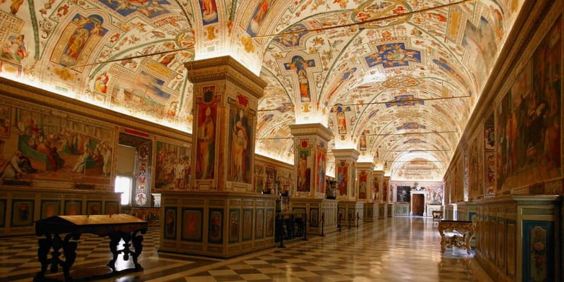 Rome: Vatican, Sistine Chapel & St. Peter's Basilica Tour - Why a Vatican guide is worth the $75 price