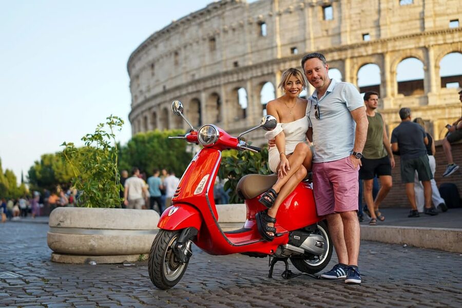 Rome Vespa Tour with Professional Photoshoot - FAQ