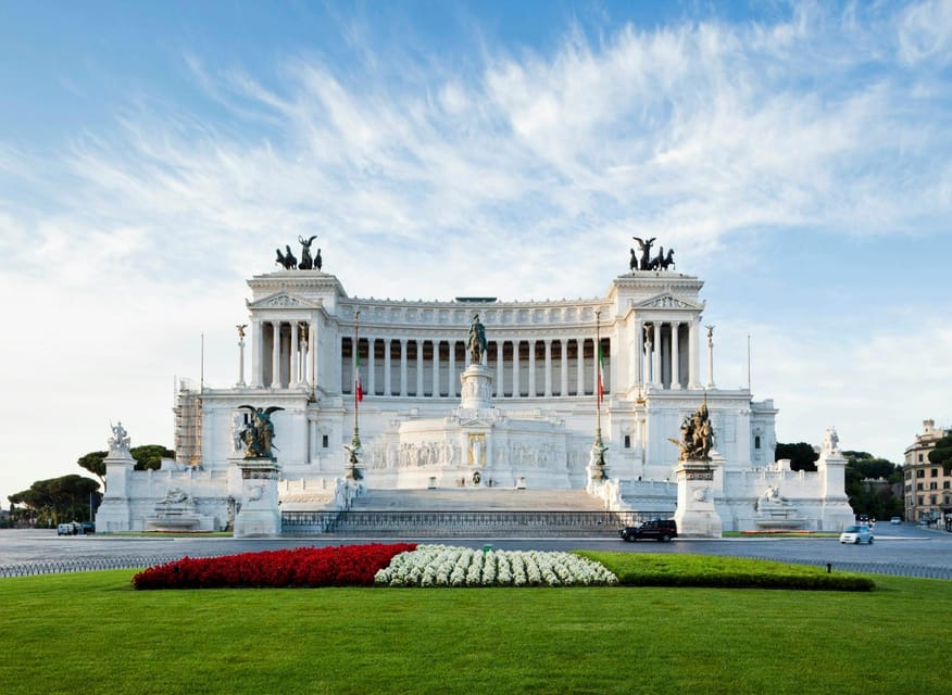 Rome: Vittoriano with Rooftop & Palazzo Venezia Hosted Entry - The Vittoriano rooftop is the star