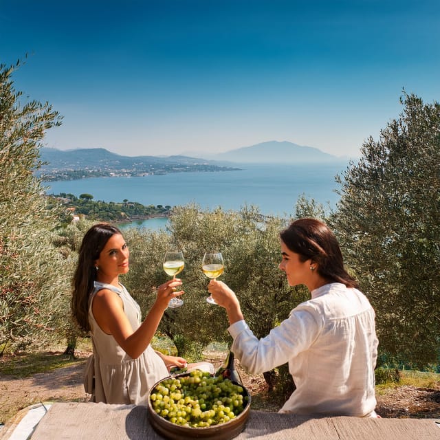 San Felice: Olive Oil Tasting with local food on Garda Hills - Cheese, honey, bread, and a proper lunch-sized spread