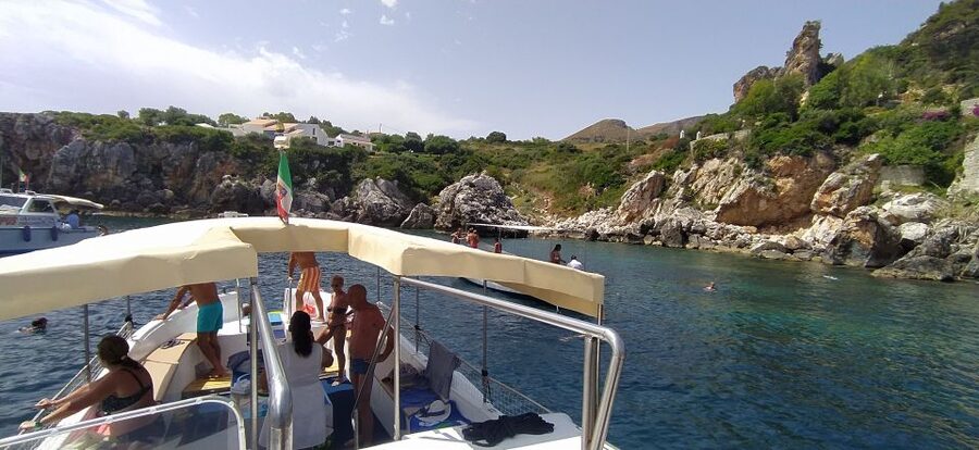 San Vito Lo Capo: Boat Trip with 3 Swimming Stops and Snacks - The Faraglioni of Scopello and the old tonnara
