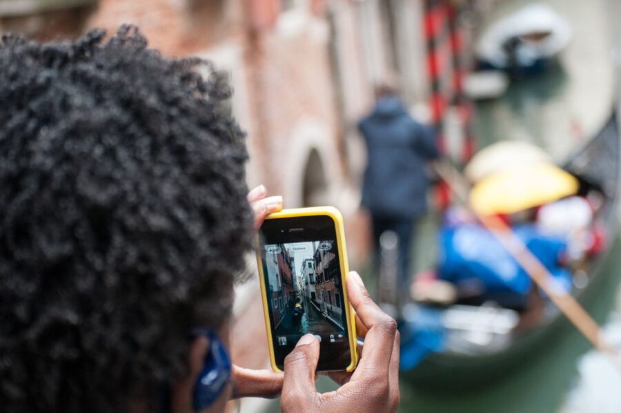 Secret Venice & Gondola Tour - Ninety minutes through lesser-known Venice