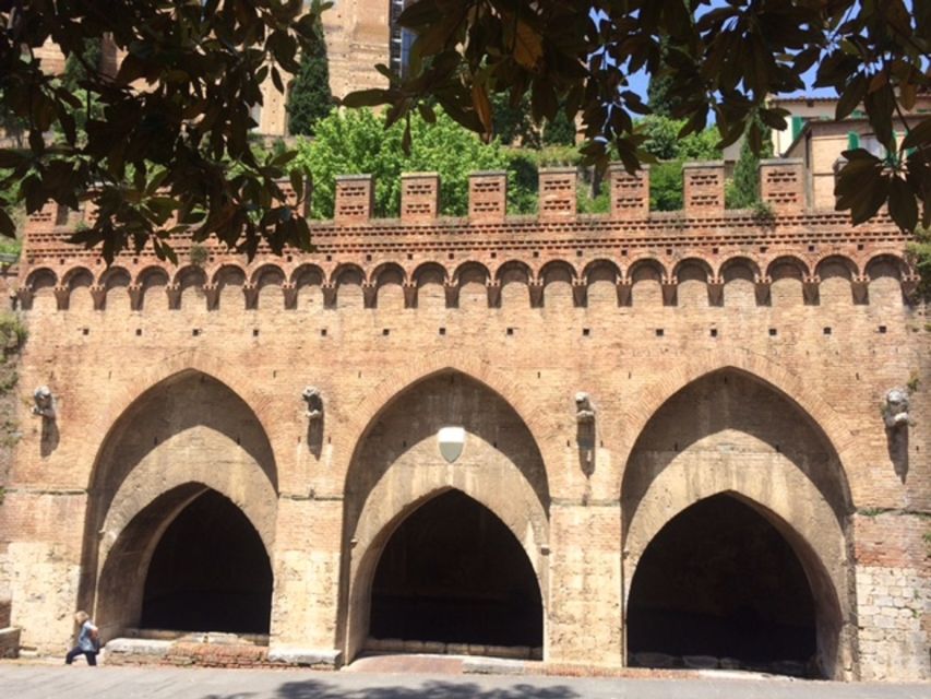 Siena: 3h Private City Walking Tour with Optional Cathedral - What Three Hours Really Gets You