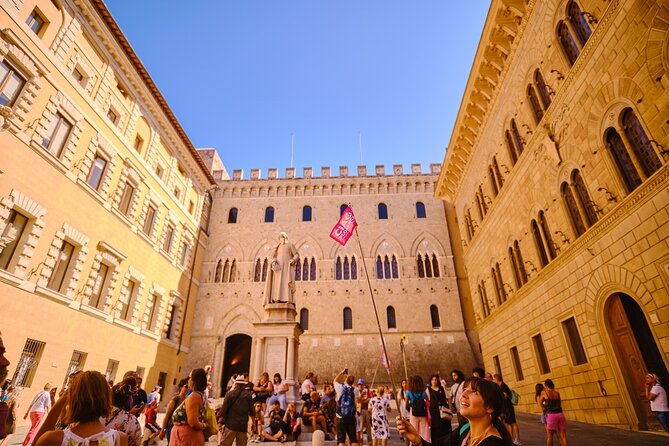 Siena, San Gimignano and Chianti Wines Day Tour from Florence - San Gimignano is small, famous, and tightly timed