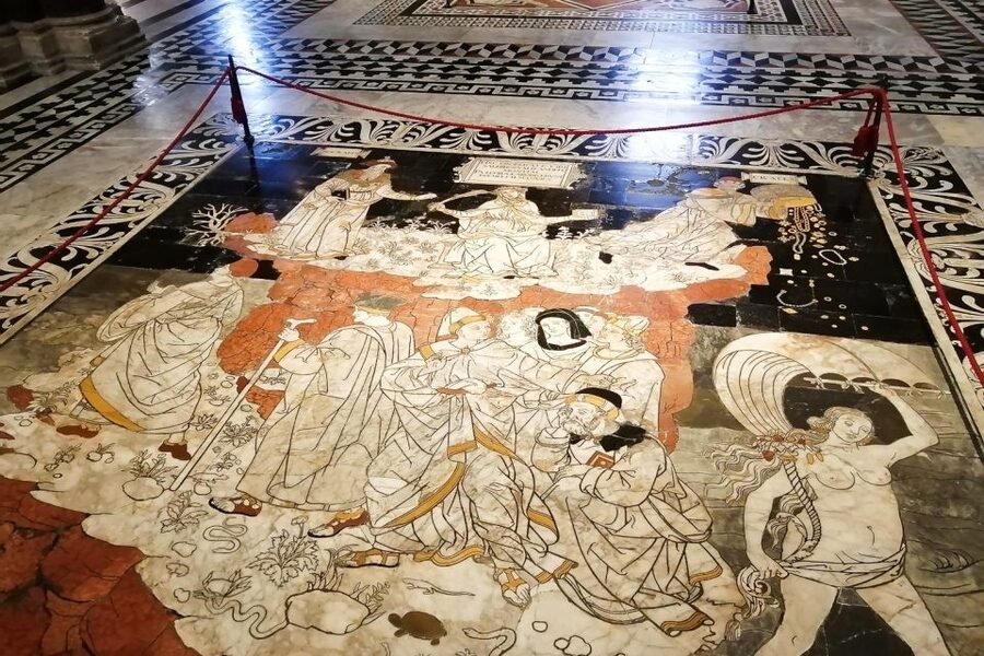 Siena: Walking Tour and Skip-the-Line Duomo Tickets - Siena’s narrow streets and medieval center