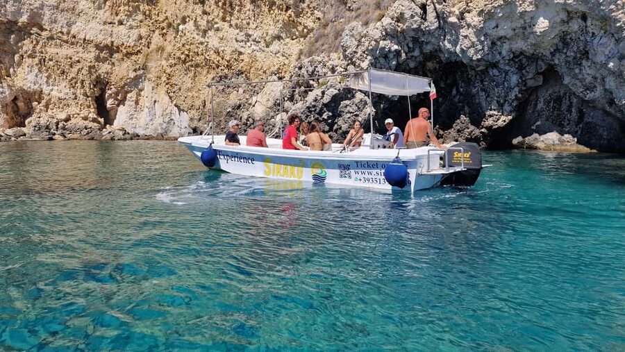 Siracusa: Ortigia & Sea Caves Speedboat Tour with Swim Stop - Why the view from the water changes Ortigia