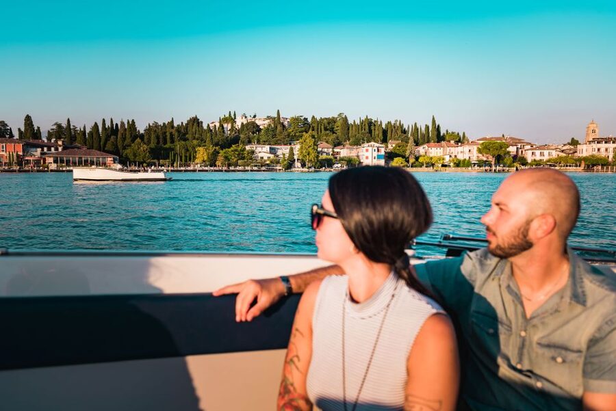 Sirmione: 25 Minute Boat Cruise around the Peninsula - Why a short cruise works so well in Sirmione