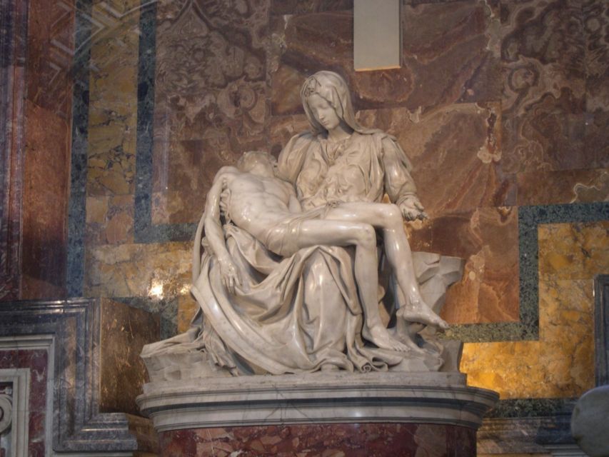 Sistine Chapel and Vatican Museums Skip-the-line Ticket - Meeting the host and getting inside