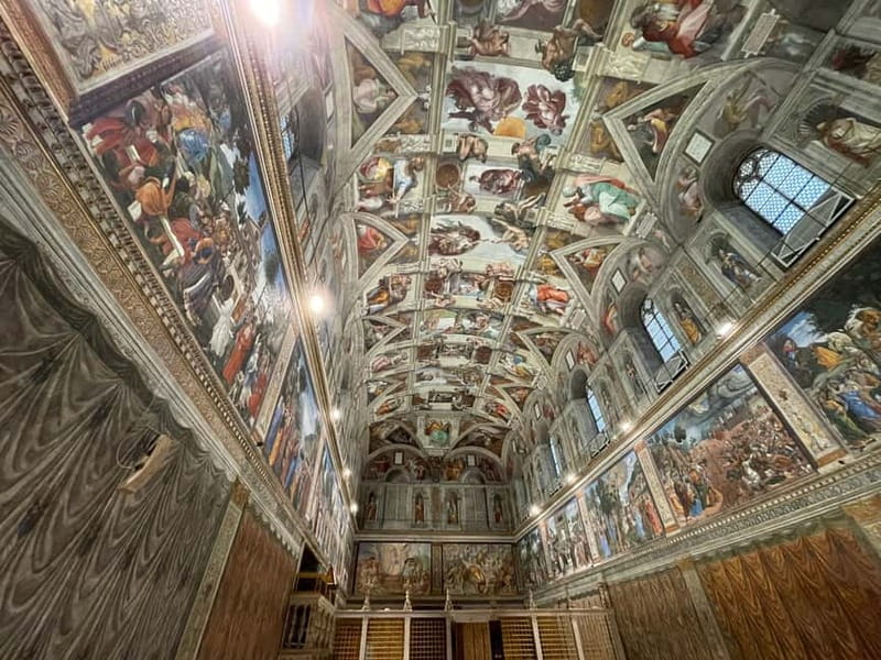 Sistine Chapel and Vatican Museums Small Group Tour - Why an early Vatican start is worth the alarm