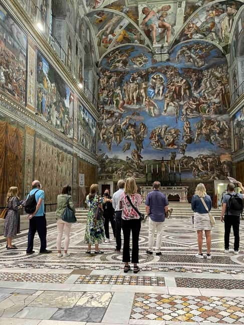 Sistine Chapel and Vatican Museums Small Group Tour - Meeting the guide and entering the Vatican Museums