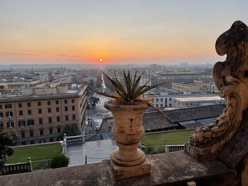 Sistine Chapel and Vatican Museums Small Group Tour - Dress and practical preparation