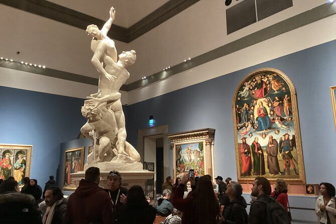 Skip the Line: Accademia Gallery Priority Entry Ticket with eBook - Entering the Accademia at your reserved time