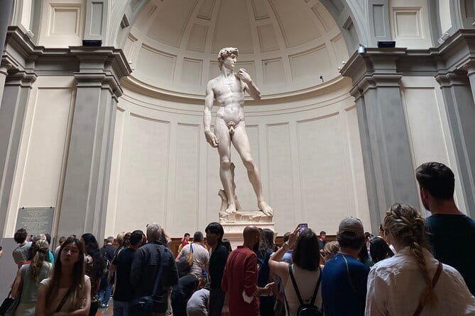 Skip the line : David Guided Experience - Is the €24 museum ticket good value?