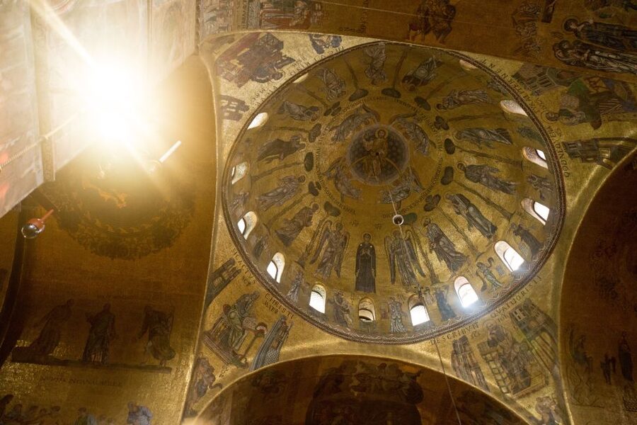 Skip the Line: St. Mark's Basilica Guided Tour - Practical ways to make the visit better