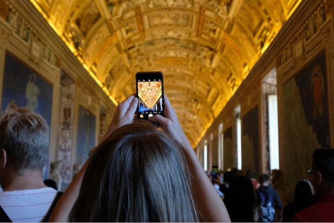 Skip the Line: Vatican Museum, Sistine Chapel & Optional Basilica - Preparing for the Sistine Chapel